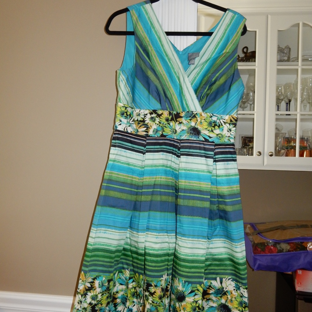 Summer Dress - Picture 8 of 8